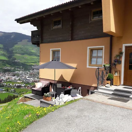 Lizlhof Apartment